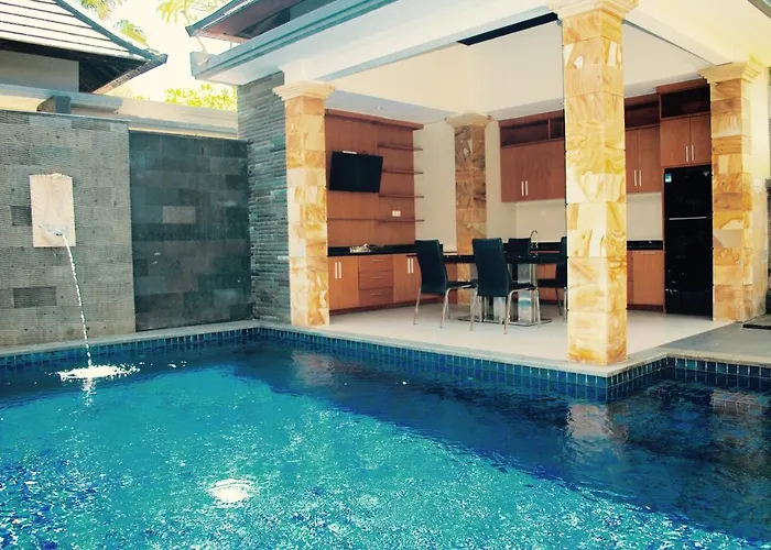 Kori Maharani - Two Bedroom Pool 1 بيت ضيافة Siyut