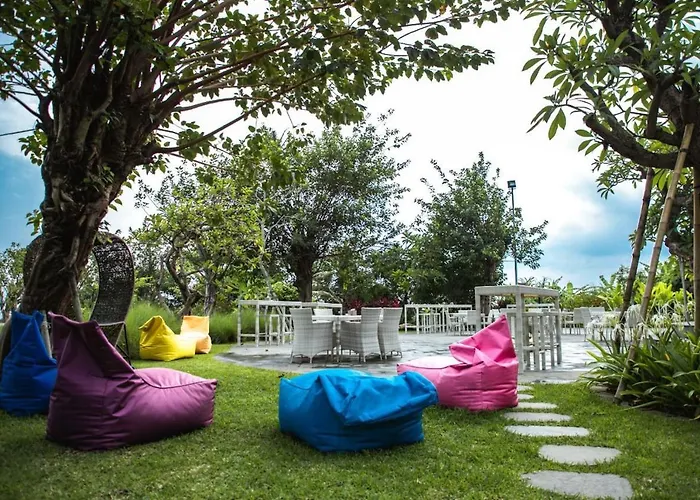 Kori Maharani - Two Bedroom Pool 1 4* Siyut
